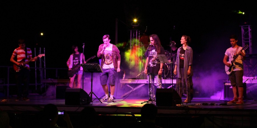 SCHOOL OF ROCK (facciamo la band)