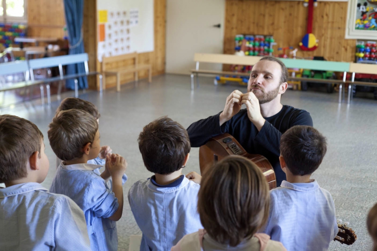 LABORATORI NELLE SCUOLE